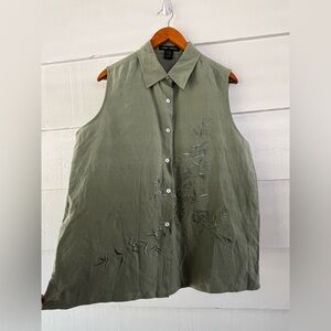 Anne Carson Olive Embroidered Button Down Shirt Silk L